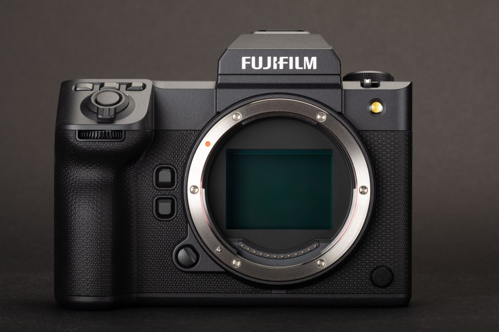 fujifilm-gfx-100-ii